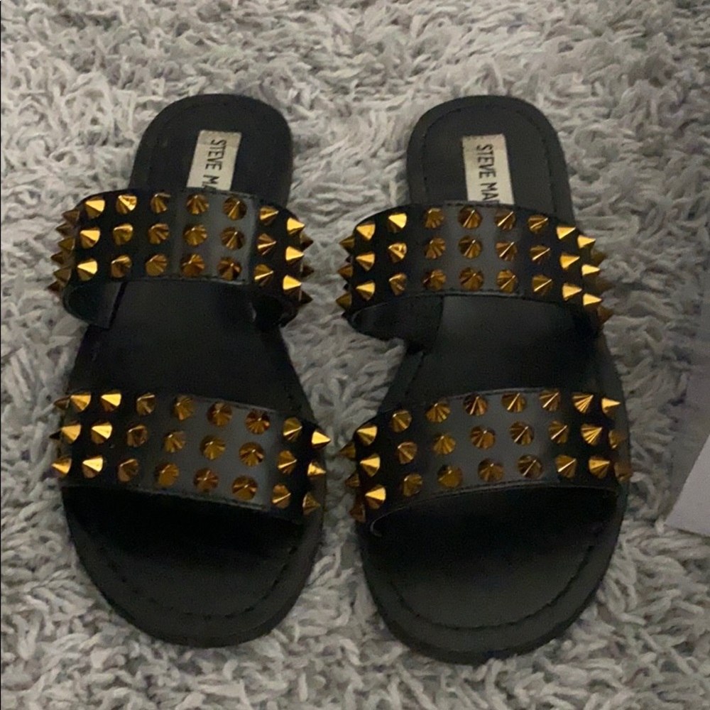 Steve Madden Avenge Sandal